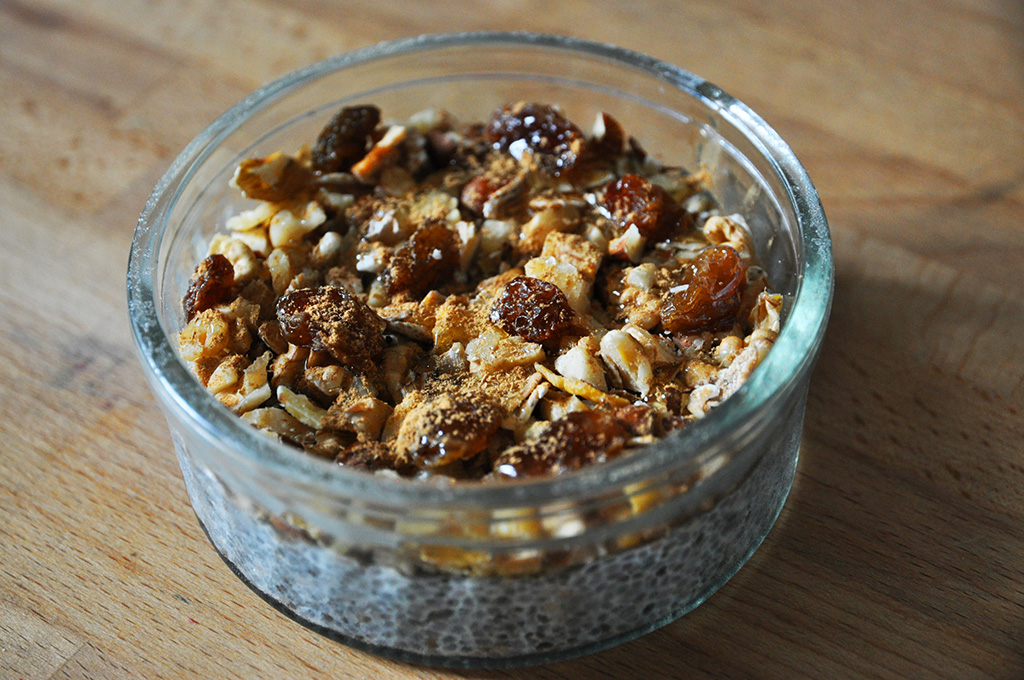 Pudding chia croustillant pour l'automne