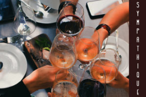 Boire un peu de vin avec les copains, ça reste sympa !