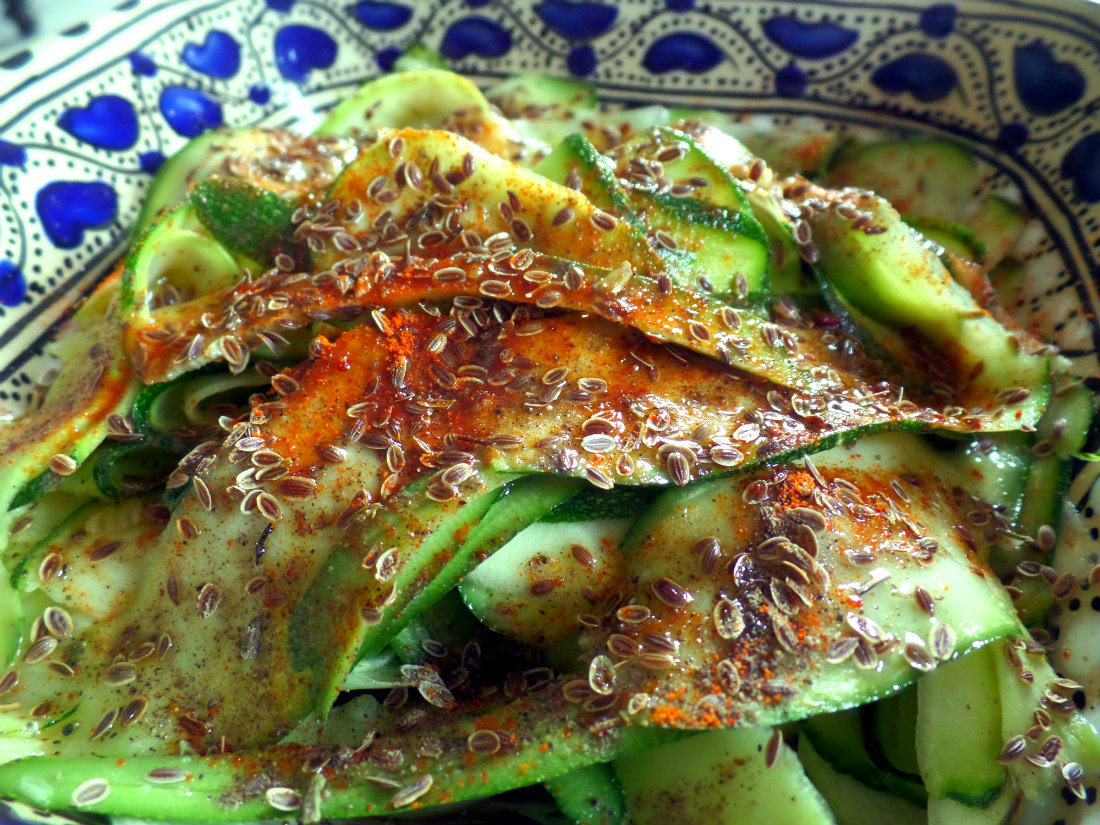 La recette du chouette carpaccio de courgettes, entrée crudivore à dévorer sans compter !