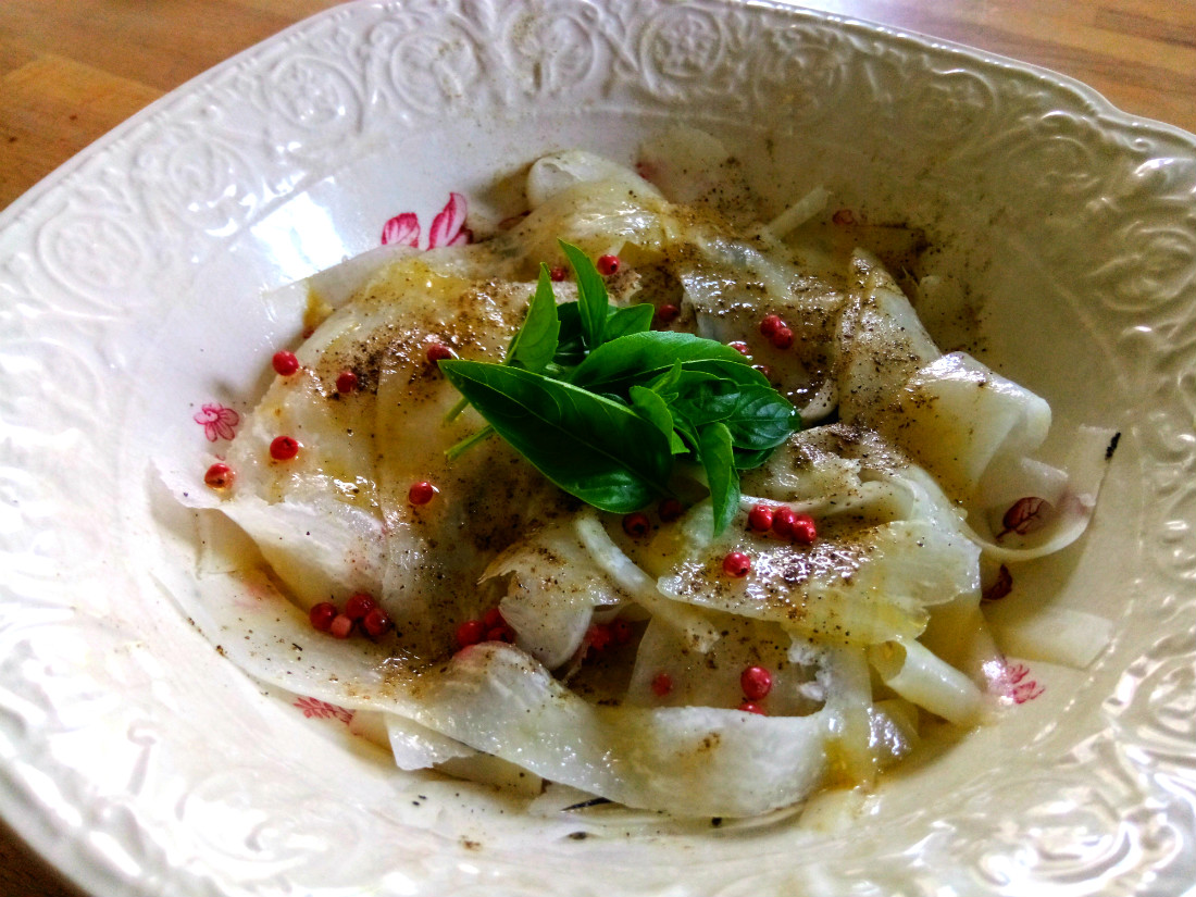 Le carpaccio de radis noir, pour donner un petit coup de pouce à ton foie !